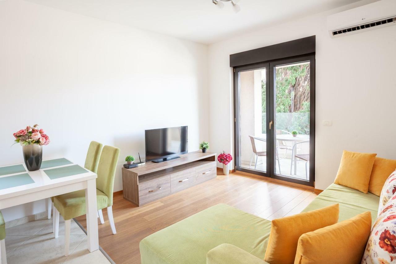Irina Apartment